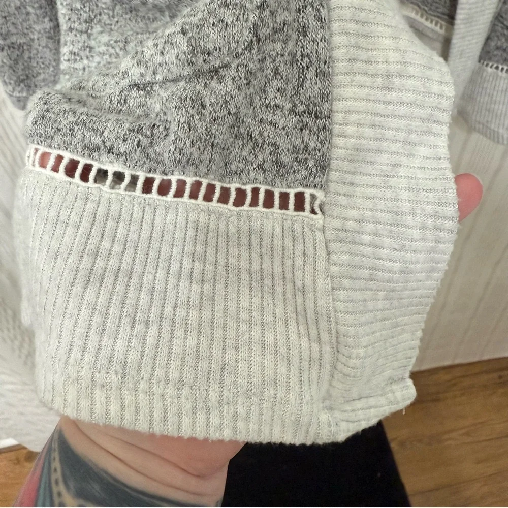 EUC💕 Olive & Oak Drop Shoulder Long Sleeve Open Cardigan with Pockets - Picture 3 of 7